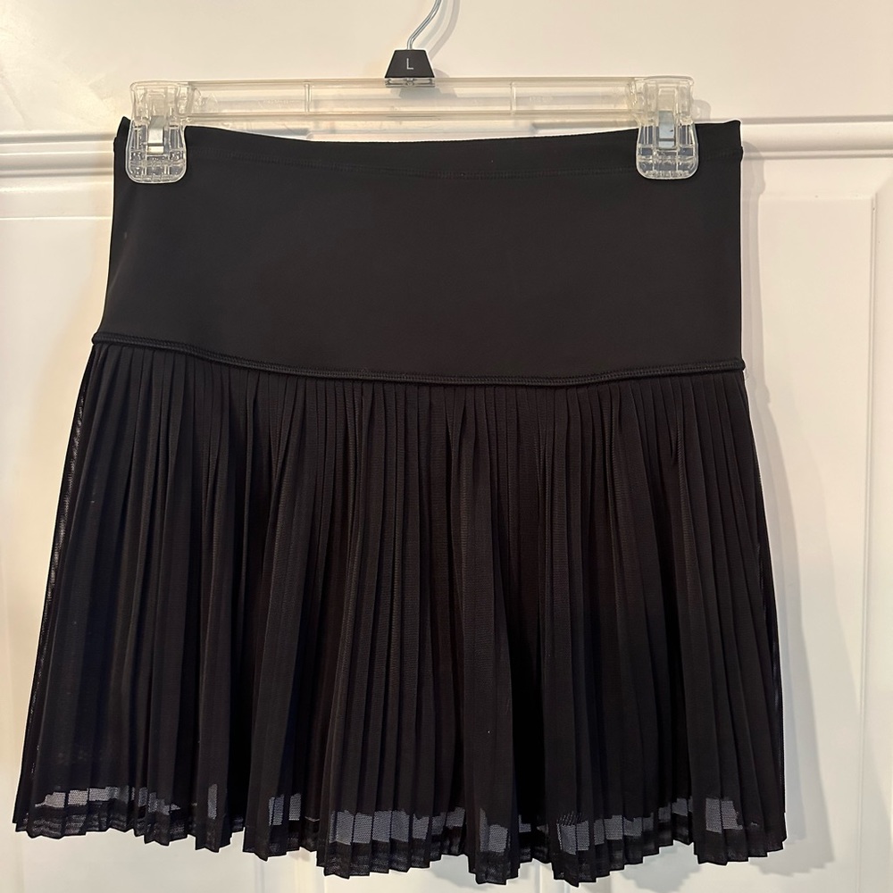 Tennis skirt from athleta, size xtra small, black